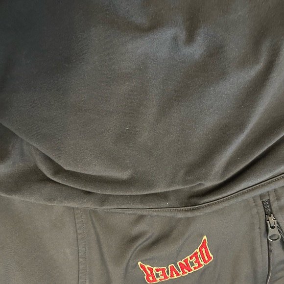 University of Denver quarter zip - Picture 6 of 6